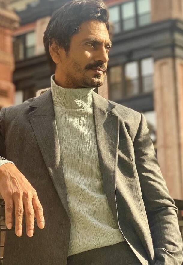 'मंटो' ही भूमिका नवाजुद्दीनला जवळची वाटली. त्यामुळे त्यानं केवळ एक रूपया मानधन घेऊन या चित्रपटामध्ये काम करण्याचा निर्णय घेतला.