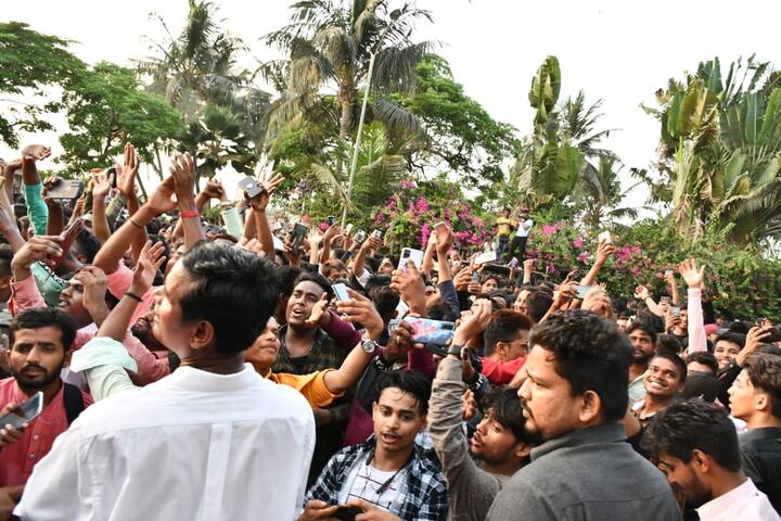 सलमान खान टाइगर 3 के बाद कभी ईद कभी दिवाली में नजर आएंगे. इस फिल्म में उनके साथ पूजा हेगड़े लीड रोल में नजर आएंगी.