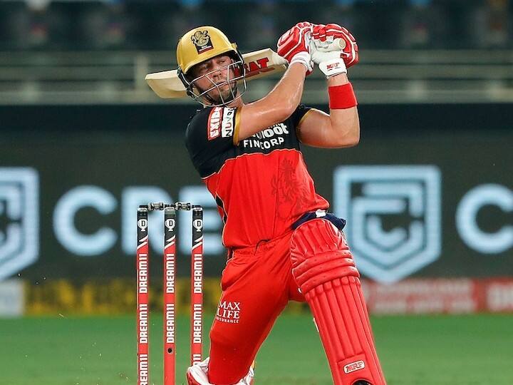 दक्षिण अफ्रीकी के पूर्व क्रिकेटर एबी डिविलियर्स IPL में दूसरे सबसे ज्यादा चौके जड़ने वाले बल्लेबाज हैं. वह 184 IPL मैचों में 413 चौके जमा चुके हैं. डिविलियर्स ने पिछले साल क्रिकेट के सभी प्रारूपों से सन्यांस ले लिया है. (फोटो सोर्स: फाइल फोटो)