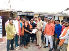 भाजप कार्यकर्त्यांची भाजपच्या जिल्हाध्यक्षांविरोधात तक्रार, अमरावतीत अजामीनपात्र गुन्हा दाखल  