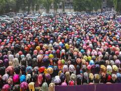 Eid 2022: देश भर में जश्न के साथ मनाई गई ईद, देखें तस्वीरें