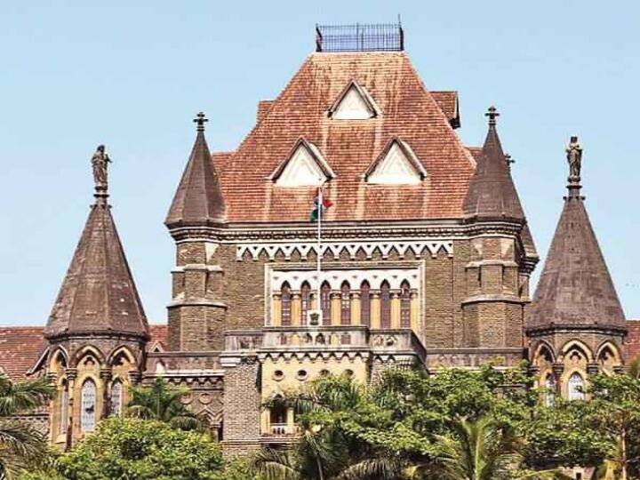 Mumbai Bombay High Court dismisses petition seeking not to put pictures of deities in newspapers Mumbai News: अखबारों में देवताओं की तस्वीर पर रोक की मांग वाली PIL बॉम्बे हाइकोर्ट ने खारिज की, जानें वजह