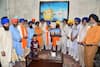 ਪਾਕਿਸਤਾਨ ਤੋਂ ਪੁੱਜੇ ਸਿੱਖ ਜਥੇ ਨੂੰ ਸ਼੍ਰੋਮਣੀ ਕਮੇਟੀ ਪ੍ਰਧਾਨ ਐਡੋਵਕੇਟ ਧਾਮੀ ਨੇ ਕੀਤਾ ਸਨਮਾਨਿਤ