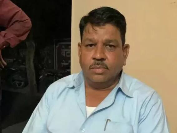Rajasthan News: राजस्थान पुलिस के ASI को एसीबी ने रिश्वत लेते रंगे हाथों दबोचा, मांगे थे 50 हजार रुपये Rajasthan News: राजस्थान पुलिस के ASI को एसीबी ने रिश्वत लेते रंगे हाथों दबोचा, मांगे थे 50 हजार रुपये