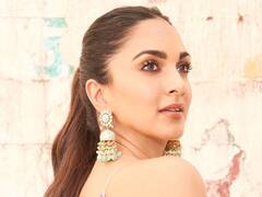 Kiara Advani pics: சாரியில் கியாராவின் கிளாமர் போஸ்கள்..!