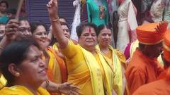 Jabalpur News: दो साल बाद धूमधाम से निकली भगवान परशुराम की शोभा यात्रा, लोगों ने की फूलों की बारिश, देखें तस्वीरें