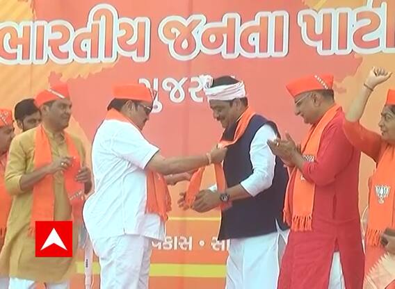 કોંગ્રેસ છોડી અશ્વિન કોટવાલે ધારણ કર્યો કેસરિયો, પાટીલની હાજરીમાં જોડાયા ભાજપમાં