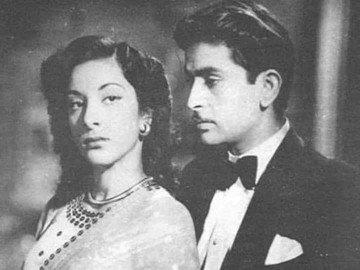 Raj Kapoor was deeply in pain after Nargis got married to Sunil Dutt नर्गिस को याद कर खुद को सिगरेट से दागते थे राज कपूर, शराब पीकर रात भर बहाते थे आंसू!