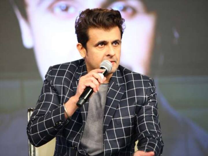 singer sonu nigam get angry over hindhi national language discussion Singer sonu nigam:  தமிழுக்கு ஆதரவாக இந்தியில் இருந்து ஒரு குரல்! இந்திக்கு எதிராக கொந்தளித்த பாலிவுட் பாடகர்!