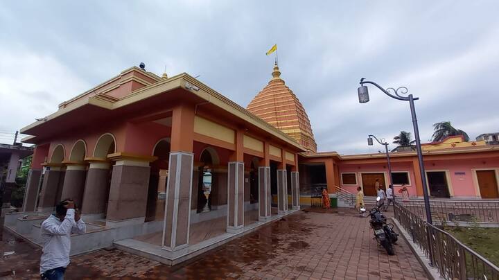 হুগলির (Hooghly) মাহেশে (Mahesh) অক্ষয় তৃতীয়া (Akshaya Tritiya) উপলক্ষে সূচনা হল মাহেশের রথযাত্রার (Rath Yatra)।