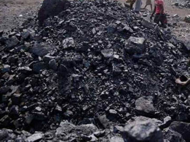 India coal output tops 662.5 lakh tonnes in April Coal India makes new record कोल इंडियाचा नवा विक्रम, एप्रिलमध्ये भारताचे कोळसा उत्पादन 662.5 लाख टन