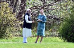 PM Modi in Denmark: ছবির মতো সুন্দর ভবনে ডেনমার্কের প্রধানমন্ত্রীর সঙ্গে বৈঠকে মোদি