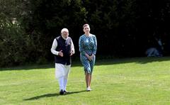 PM Modi in Denmark: ছবির মতো সুন্দর ভবনে ডেনমার্কের প্রধানমন্ত্রীর সঙ্গে বৈঠকে মোদি