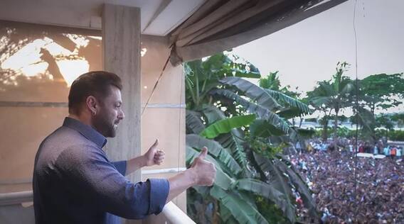 Salman Khan: খুশির ইদে অনুরাগীদের শুভেচ্ছা জানালেন ভাইজান।Bangla News