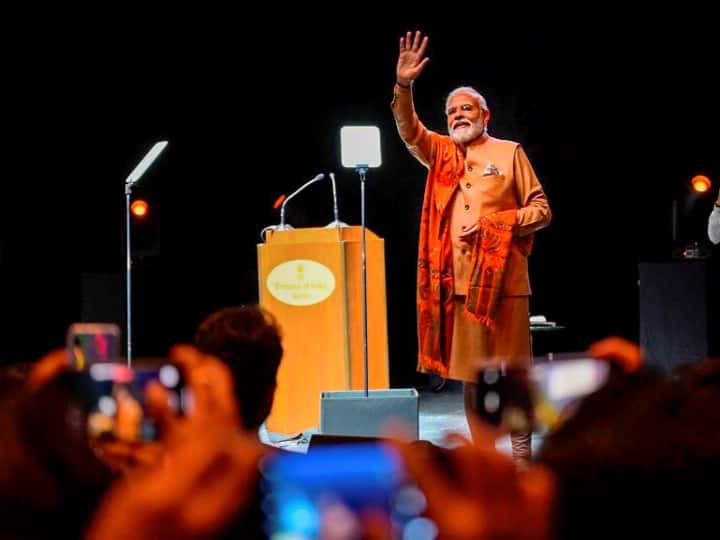 Modi In Europe | India Has Ended 3 Decades Of Political Instability: PM To Indian Diaspora In Berlin Modi In Europe | India Has Ended 3 Decades Of Political Instability: PM To Indian Diaspora In Berlin