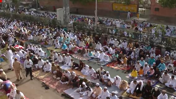 Eid Celebrations in Jaipur: Namaz being offered out in the open | ABP News