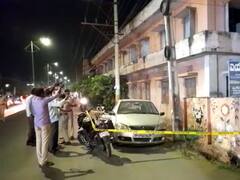 Vijayawada News: మూడు రోజుల నుంచి రోడ్డు పక్కన నిలిచి ఉన్న కారు- అనుమానం వచ్చి చూసిన ప్రజల ప్యూజ్‌లు అవుట్