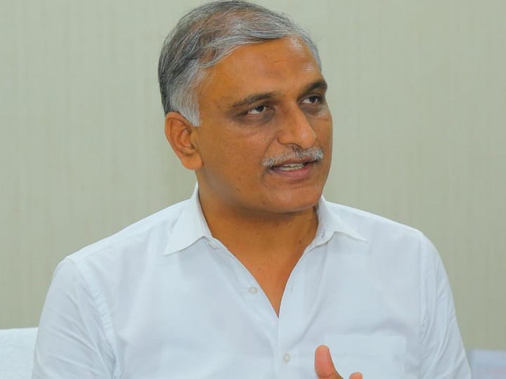 Knee replacement surgeries in Telangana govt hospitals soon Minister Harish Rao Harish Rao: ప్రభుత్వ ఆస్పత్రుల్లో ఆ ఖరీదైన ఆపరేషన్లు, త్వరలోనే రాష్ట్రం మొత్తం - హరీశ్ రావు వెల్లడి