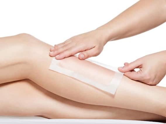 Waxing Benefits: वैक्सिंग कराने से स्किन होती है सॉफ्ट और मुलायम, जानें फायदे और साइड-इफेक्ट्स Waxing Benefits: वैक्सिंग कराने से स्किन होती है सॉफ्ट और मुलायम, जानें फायदे और साइड-इफेक्ट्स