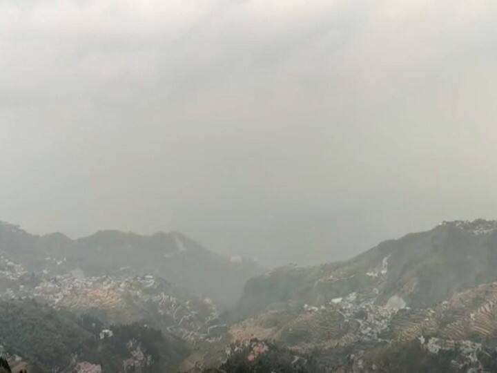 Uttarakhand Weather News: मसूरी में बदला मौसम का मिजाज, भारी बारिश की आशंका के बीच उत्तराखंड में येलो अलर्ट जारी Uttarakhand weather update Yellow alert issued in Uttarakhand due to heavy rain ann Uttarakhand Weather News: मसूरी में बदला मौसम का मिजाज, भारी बारिश की आशंका के बीच उत्तराखंड में येलो अलर्ट जारी