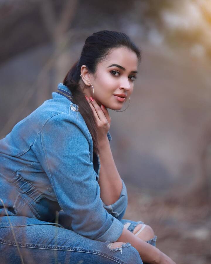 పూజిత పొన్నాడ (Image Credit: Pujita Ponnada/Instagram)