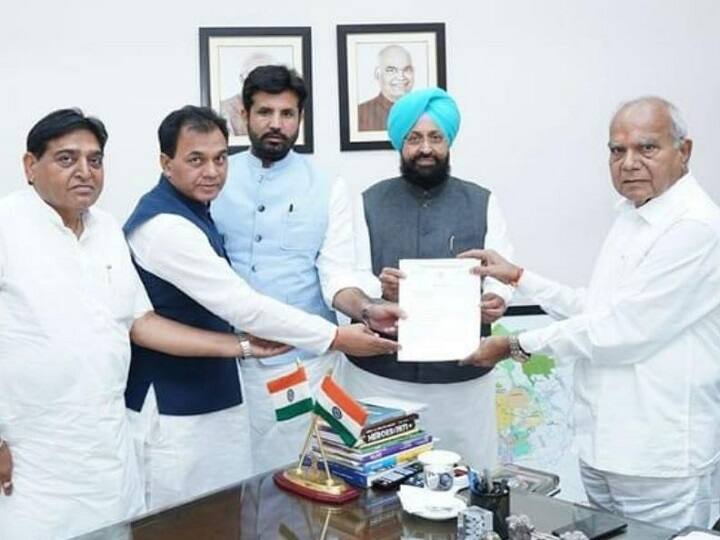 Congress delegation meet governor of Punjab, show there concern over law and order in state Punjab News: कांग्रेस के प्रतिनिधिमंडल ने पंजाब के राज्यपाल से की मुलाकात, राज्य की कानून व्यवस्था पर जताई चिंता