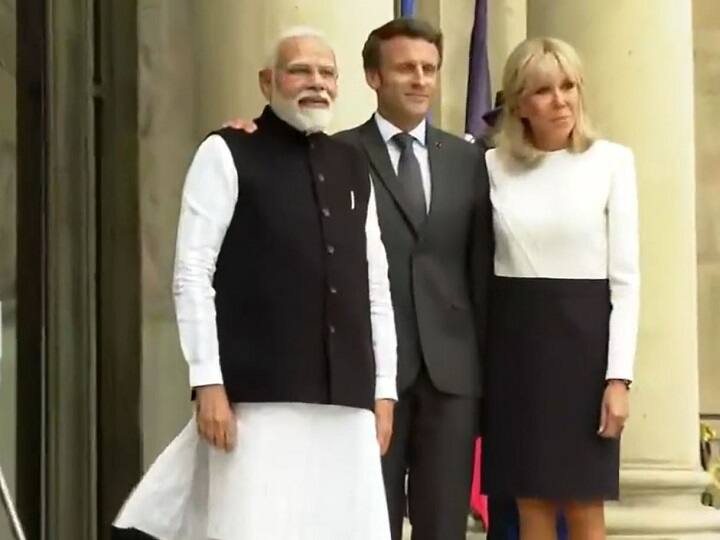 Breaking News HIGHLIGHTS: PM Modi Reaches Paris, Meets French Prez Macron At Elysee Palace