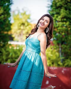 Deepika Pilli: చిట్టి గౌనులో దీపికి పిల్లి చిందులు