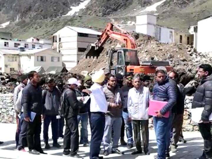 Char Dham 2022 Kedarnath Chief Secretary SS Sandhu of Uttarakhand see Kedarnath Dham travel arrangements ANN Char Dham 2022: केदारनाथ धाम के कपाट खुलने से पहले जायजा लेने पहुंचे मुख्य सचिव,अधिकारियों को दिये ये निर्देश