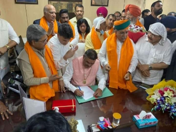 Vijay Sampla former minister and BJP leader appointed NCSC president for the 2nd time Punjab News: बीजेपी नेता विजय सांपला दूसरी बार बने एनसीएससी के अध्यक्ष, ये काम करने का किया दावा
