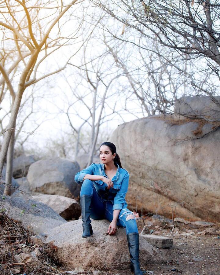 పూజిత పొన్నాడ (Image Credit: Pujita Ponnada/Instagram)