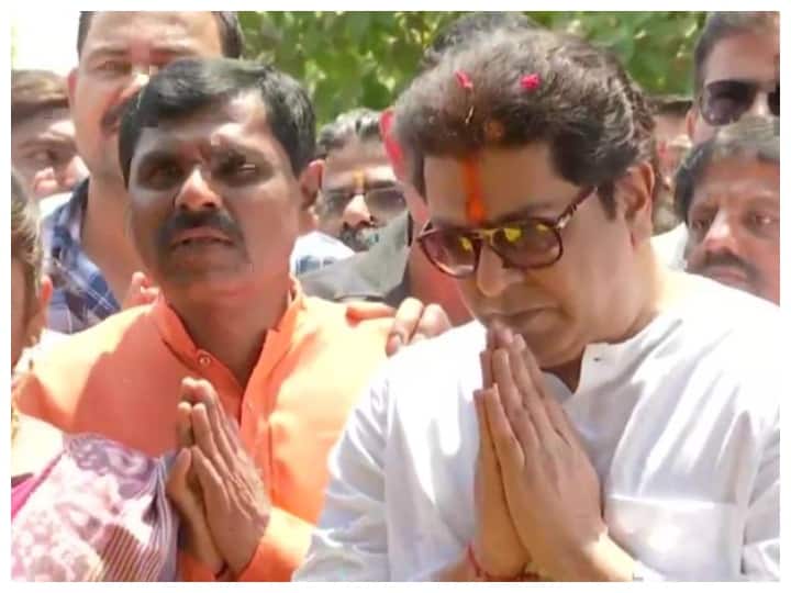 Mumbai Police Issues Notice To MNS Chief Raj Thackeray Over Loudspeaker Row Azaan Vs Hanuman Chalisa: लाउडस्पीकर को लेकर भड़काऊ अपील के बाद राज ठाकरे को नोटिस जारी, मुकदमा दर्ज, MNS कार्यकर्ताओं की धरपकड़ शुरू