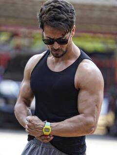 Fitness Goals: ટાઈગર શ્રોફ તેની આગામી ફિલ્મ માટે બોડી ટ્રાન્સફોર્મમાં વ્યસ્ત છે, તસવીરો જોઈને તમે પણ તેના ફેન થઈ જશો!