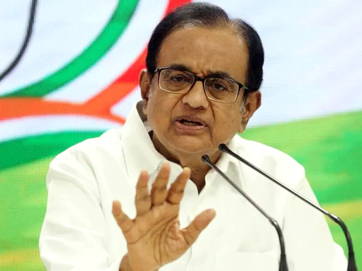 Lawyers Linked To Congress Protest Chidambaram’s Appearance At Calcutta HC, Call Him TMC Sympathiser | WATCH Lawyers Linked To Congress Protest Chidambaram’s Appearance At Calcutta HC, Call Him TMC Sympathiser | WATCH