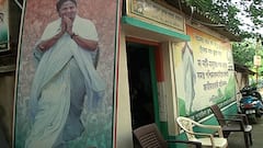 TMC vs BJP: 'হালতুতে সরকারি জমিতে তৃণমূলের পার্টি অফিস', সরব BJP, পাল্টা দিল TMC-ও।Bangla News