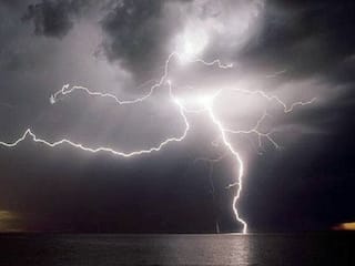 Lightning Strike: मराठवाड्यात गेल्या दोन वर्षात 130 नागरिकांचा वीज पडून मृत्यू ; दहा वर्षात एकही वीजरोधक यंत्रांची खरेदी नाही