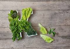 Vitamin K: शरीर के लिए क्यों जरूरी हैं विटामिन K, जानिए कौन सी चीजों में पाया जाता है
