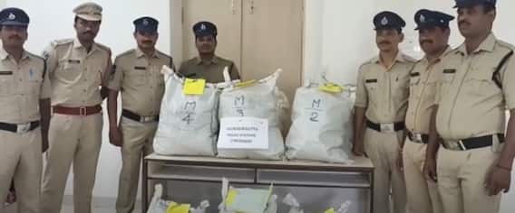 Balanagar Ganja Case: జగద్గిరి గుట్ట పరిధి మహాదేవపురంలో గంజాయి పట్టివేత|ABP Desam