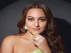 Sonakshi Sinha Photos: అమావాస్య, పౌర్ణమిని ఒకేసారి చూడండి అంటున్న బీ టౌన్ బ్యూటీ