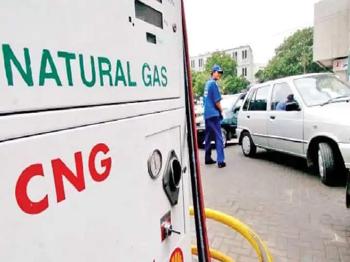 Rajasthan CNG Price: Unique price of CNG, there is a difference of Rs 12 at a distance of 50 km ann Rajasthan CNG Price: CNG के अनोखे भाव, 50 किमी की दूरी पर है 12 रुपये का फर्क, जानें पूरा मामला