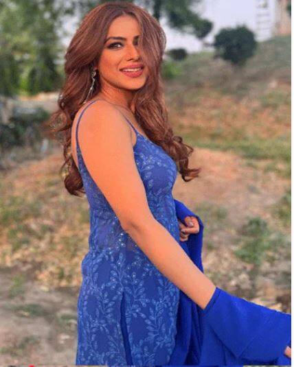 ਨੀਆ ਸ਼ਰਮਾ ਦੀ ਫਿਟਨੇਟ ਦੇ ਲੋਕ ਕਾਇਲ ਹਨ। ਉਹ ਆਪਣੀ ਟੋਨਡ ਬਾਡੀ ਲਈ ਜਮ ਕੇ ਵਰਕ ਆਊਟ ਕਰਦੀ ਹੈ। ਉਹ ਆਪਣੇ ਵਰਕਆਊਟ ਵੀਡੀਓਜ਼ ਇੰਸਟਾਗ੍ਰਾਮ 'ਤੇ ਸ਼ੇਅਰ ਕਰਦੀ ਰਹਿੰਦੀ ਹੈ।