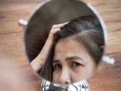 Premature White Hair Remedies: 25 की उम्र में ही सफेद बालों से हैं परेशान तो इन टिप्स को अजमाएं