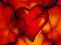 Primary Symptoms Of Heart Attack: હાર્ટ અટેકના એક મહિના પહેલા જ શરીરમાં દેખાય છે આ લક્ષણો