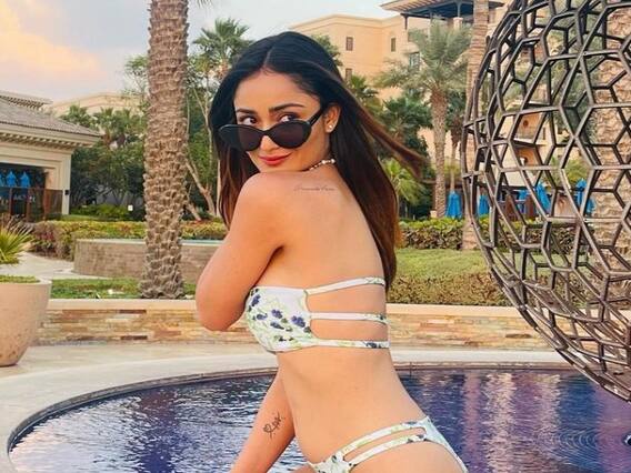 Tridha Choudhury Photos: సంద్రం మధ్యలో బెంగాలీ అందం Tridha Choudhury Photos: సంద్రం మధ్యలో బెంగాలీ అందం