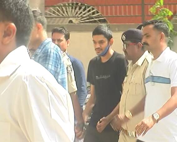 ગ્રીષ્મા હત્યા કેસમાં ઐતિહાસિક ચુકાદોઃ જાહેરમાં ગ્રીષ્માની હત્યા કરનાર ફેનિલને કોર્ટે ફટકારી ફાંસીની સજા