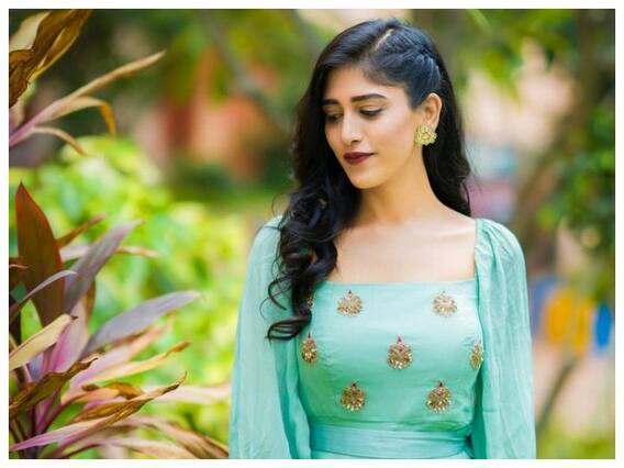 Chandini Chowdary: 'సమ్మతమే' ప్రమోషన్స్ తో చాందిని చౌదరి బిజీ Chandini Chowdary: 'సమ్మతమే' ప్రమోషన్స్ తో చాందిని చౌదరి బిజీ