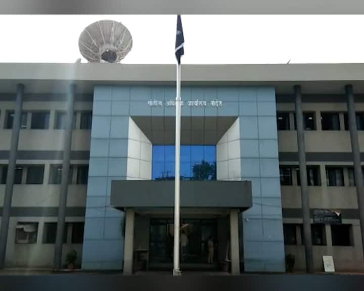 Nanded Crime snatched a pistol and fired at the police Bigania gang member arrested Nanded Crime : थरार...! पिस्तुल हिसकावून पोलिसावरच गोळीबार, कुख्यात बिगाणिया गँगच्या सदस्याच्या मुसक्या आवळल्या