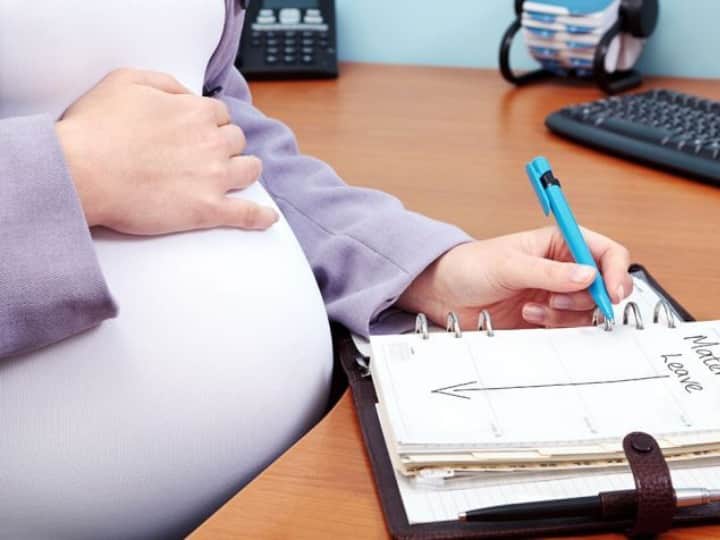 Delhi  Know what is Maternity Leave, its terms and duration Maternity Leave Rules:  कामकाजी महिलाओं को दी जाती है मैटरनिटी लीव, जानिए क्या है इसके नियम और अवधि ?