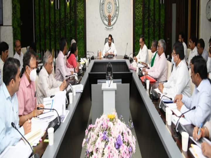 CM Jagan Review : త్వరలో రాష్ట్రవ్యాప్తంగా వ్యవసాయ కనెక్షన్లకు మీటర్లు, సీఎం జగన్ కీలక ఆదేశాలు Amaravati CM Jagan mohan reddy review on AP Agricultural sector rythu bharosa funds release CM Jagan Review : త్వరలో రాష్ట్రవ్యాప్తంగా వ్యవసాయ కనెక్షన్లకు మీటర్లు, సీఎం జగన్ కీలక ఆదేశాలు