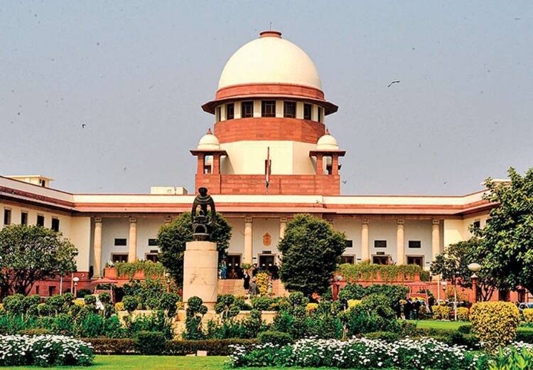 Supreme Court postpones hearing on plea to ban an event to proclaim and form Hindu Rashtra `இந்து ராஷ்ட்ரம் அமைப்பதாக வெறுப்புப் பேச்சு!’ - சர்ச்சை நிகழ்ச்சி மீதான விசாரணையை ஒத்திவைத்த உச்சநீதிமன்றம்!